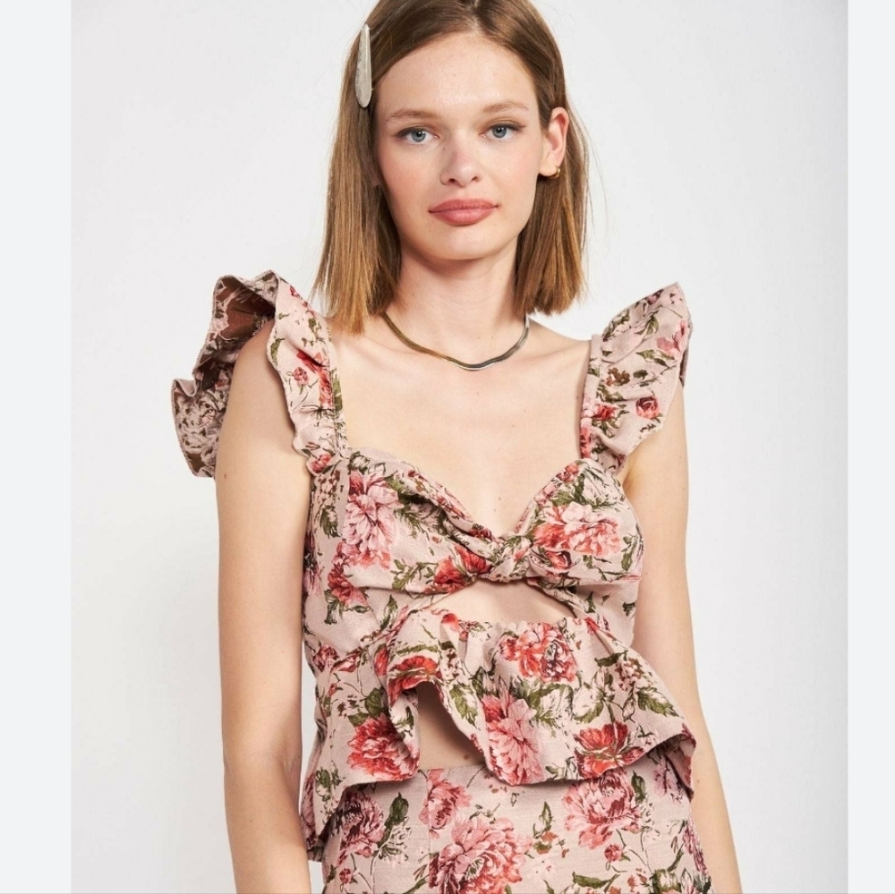 En Saison Pink Floral Ruffle Tie-Front Crop Top